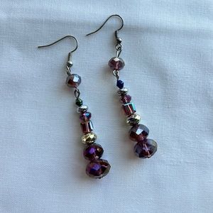 Opaque light purple earrings